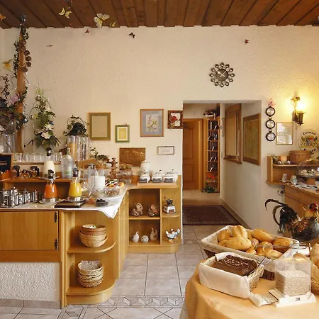 Hotel Ursula Garni
